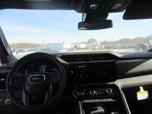 New 2026 GMC Sierra 1500 AT4 image 17