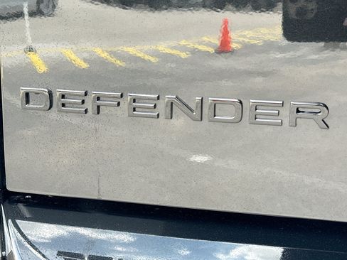 New 2026 Land Rover Defender 110 S AWD/4WD image 12