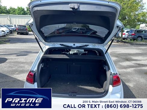 Used 2015 Volkswagen GTI SE w/ Lighting Package (SEL) FWD image 13
