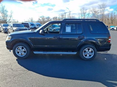 Used 2010 Ford Explorer XLT image 6