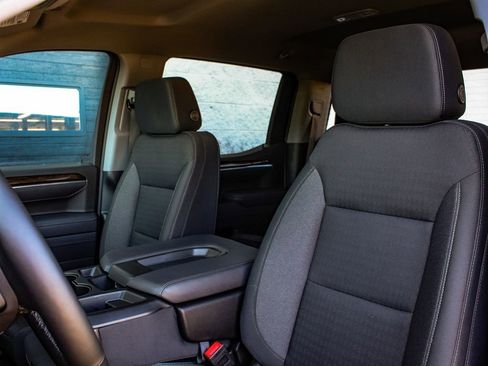 Used 2025 GMC Sierra 1500 Elevation AWD/4WD image 32