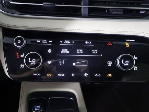 Used 2023 INFINITI QX60 Luxe w/ Performance Audio Package AWD/4WD image 54