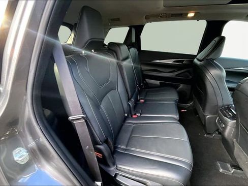 Used 2023 INFINITI QX60 Luxe image 17