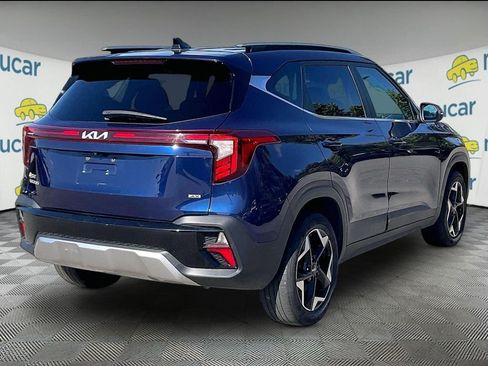 Used 2024 Kia Seltos EX AWD/4WD image 6