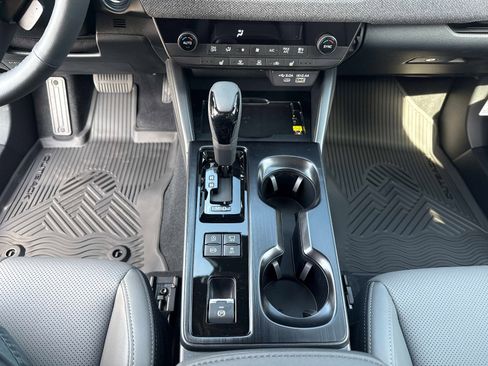 New 2026 Subaru Outback Limited XT AWD/4WD image 26