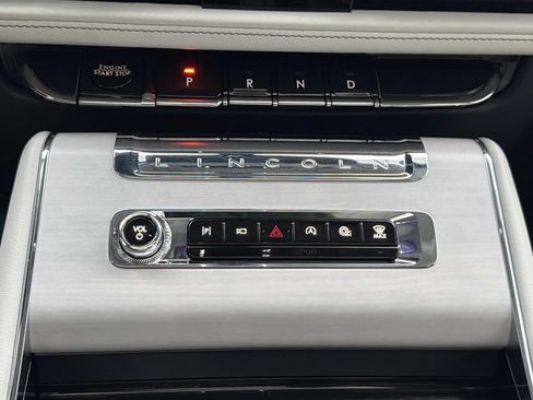 Used 2025 Lincoln Aviator Reserve w/ Equipment Group 201A AWD/4WD image 23