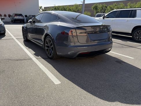 Used 2021 Tesla Model S Plaid image 6