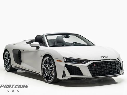 Used 2022 Audi R8 V10 image 1