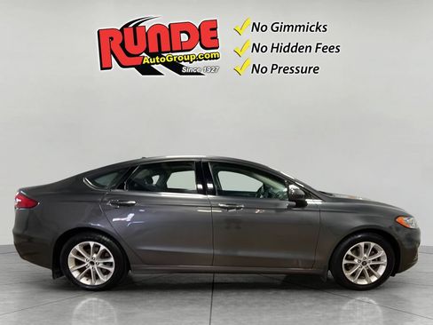 Used 2020 Ford Fusion SE FWD image 7