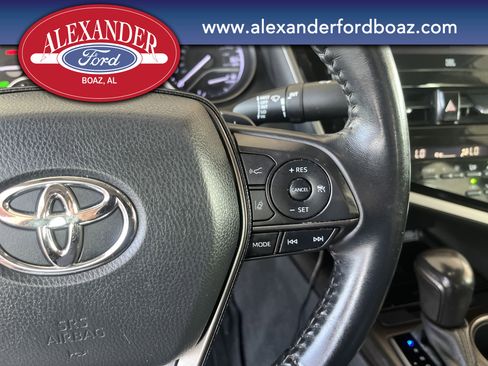 Used 2021 Toyota Camry XSE image 22