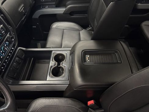 Used 2017 Chevrolet Silverado 2500 LTZ w/ Duramax Plus Package image 18