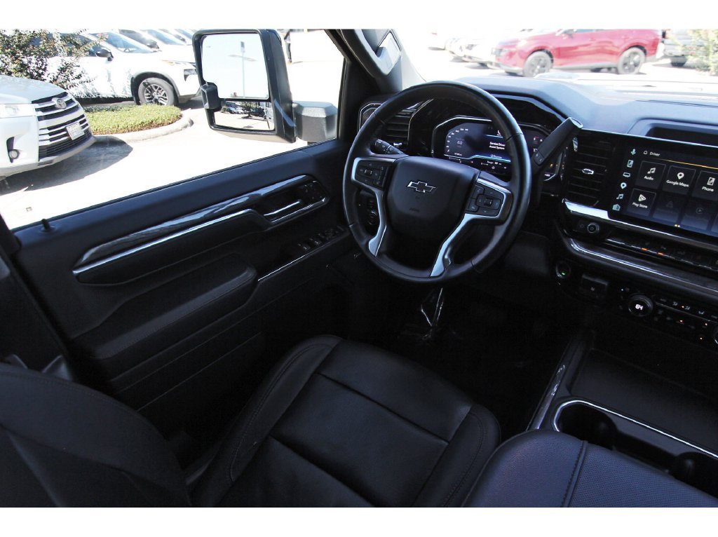 Used 2024 Chevrolet Silverado 2500 LTZ w/ LTZ Plus Package AWD/4WD image 6