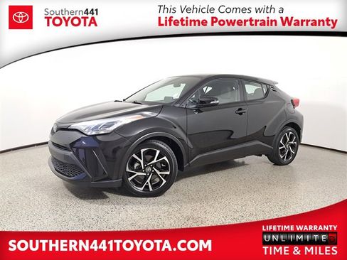Used 2021 Toyota C-HR LE image 1