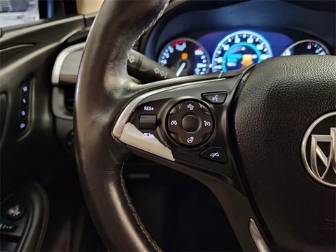 Used 2017 Buick Envision Premium image 24