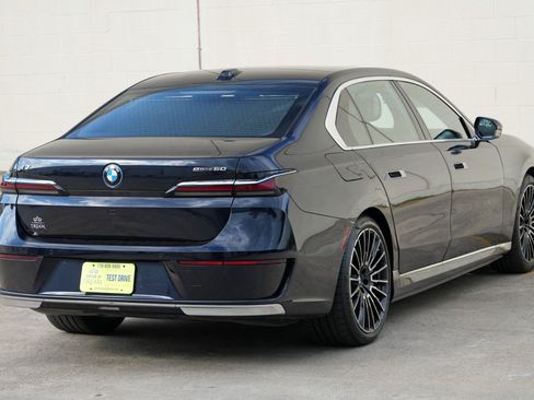 Used 2024 BMW i7 eDrive50 w/ M Sport Package RWD image 64