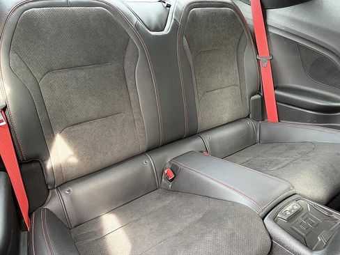 Used 2018 Chevrolet Camaro ZL1 RWD image 12