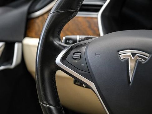 Used 2018 Tesla Model S 75D AWD/4WD image 25
