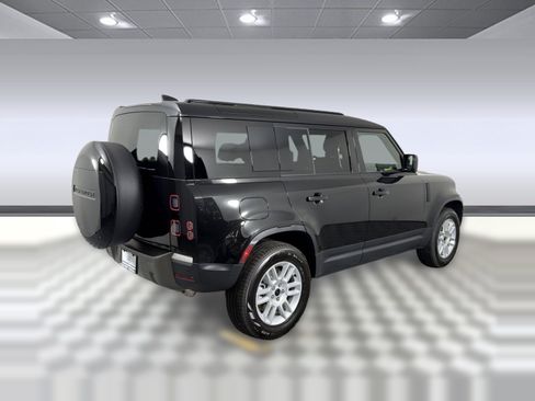 Used 2026 Land Rover Defender 110 S AWD/4WD image 8