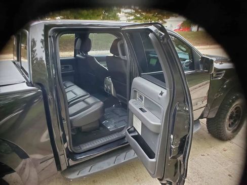 Used 2013 Ford F150 Raptor w/ Luxury Equipment Group image 23