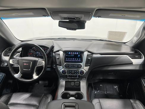 Used 2018 GMC Yukon SLT w/ Premium Edition AWD/4WD image 22