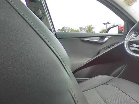 Used 2024 Kia Niro Wind w/ Wind Preserve Package FWD image 33