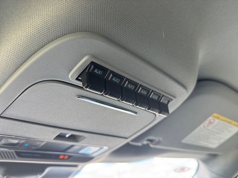 Used 2026 Ford F350 Lariat w/ Black Appearance Package image 35