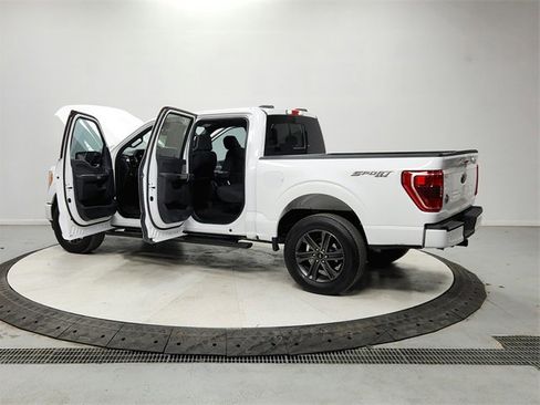 Used 2022 Ford F150 XLT w/ Equipment Group 302A High image 13