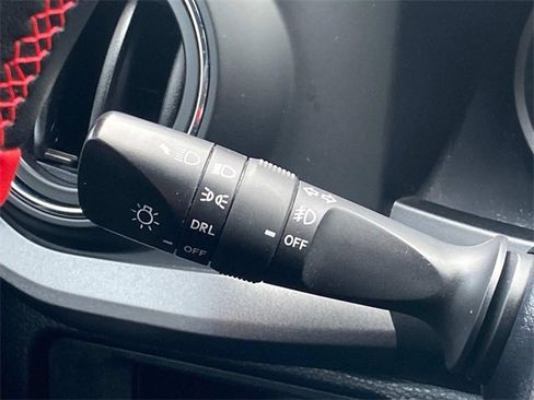 Used 2018 Toyota Tacoma TRD Sport image 23