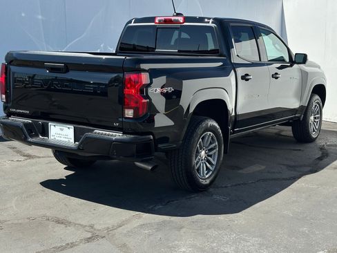 Used 2024 Chevrolet Colorado LT w/ LT Convenience Package II image 8