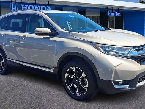 Used 2017 Honda CR-V Touring image 2