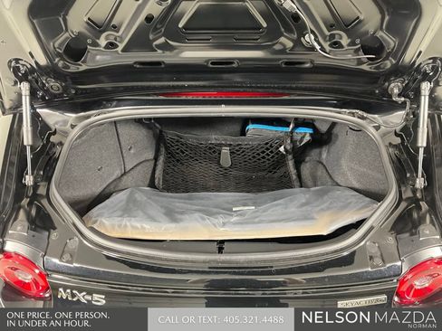 New 2026 MAZDA MX-5 Miata Club w/ Interior Package RWD image 13