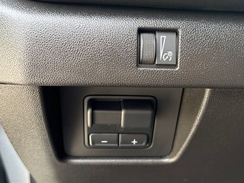 Used 2026 Chevrolet Colorado LT w/ LT Convenience Package AWD/4WD image 23