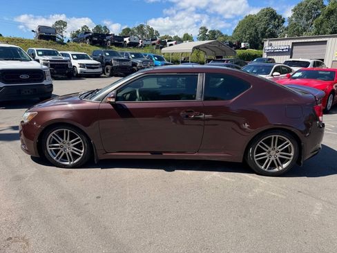 Used 2011 Scion tC FWD image 7