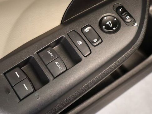 Used 2017 Honda Civic Sport image 10