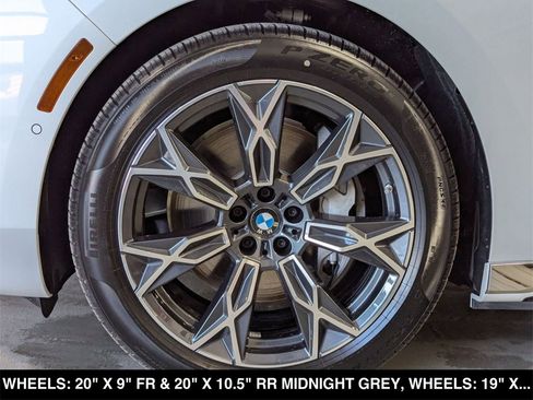 New 2025 BMW i7 eDrive50 w/ Premium Package image 10