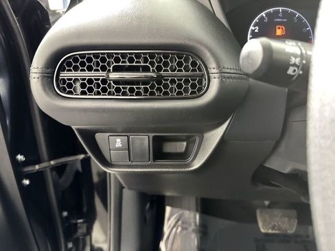 Certified 2023 Honda HR-V LX image 16