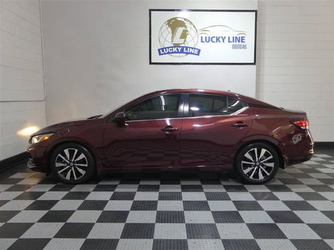Used 2022 Nissan Sentra SV w/ SV Premium Package FWD image 7