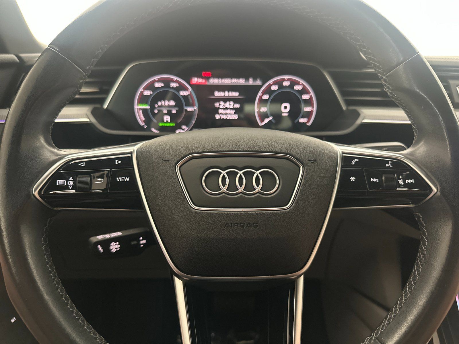 Used 2024 Audi Q8 e-tron Prestige w/ Prestige Package AWD/4WD image 22