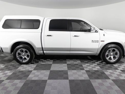 Used 2015 RAM 1500 Laramie w/ Convenience Group image 9