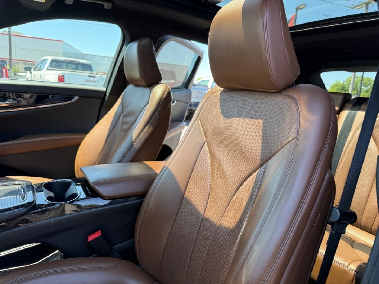 Used 2023 Lincoln Nautilus Reserve AWD/4WD image 27