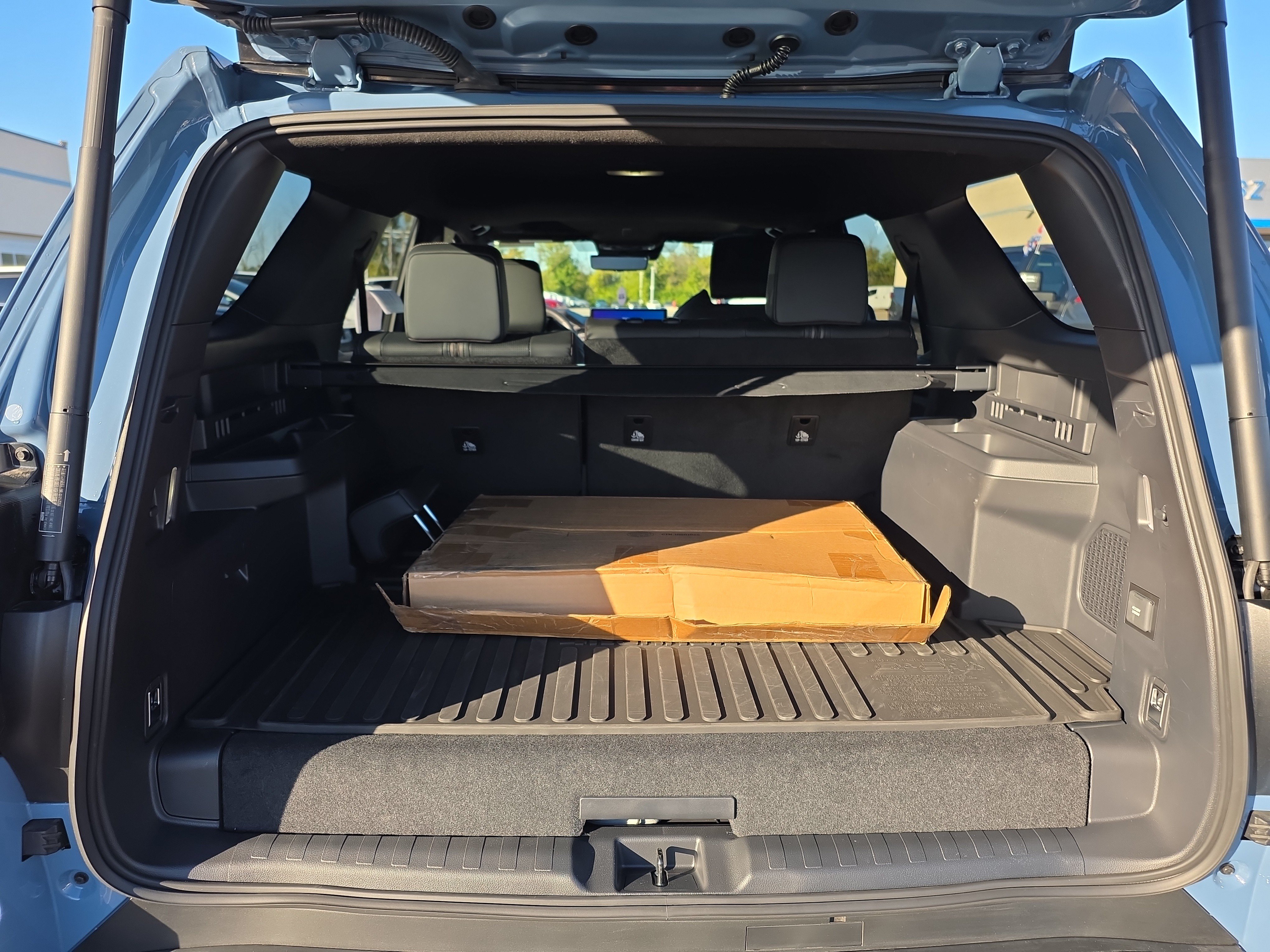 Used 2026 Toyota 4Runner Limited w/ Tow Technology Package AWD/4WD image 11