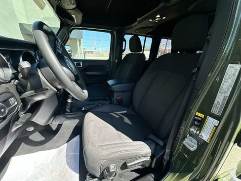 Used 2023 Jeep Wrangler Unlimited Sport AWD/4WD image 13