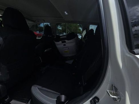 Certified 2022 Subaru Forester Premium AWD/4WD image 10