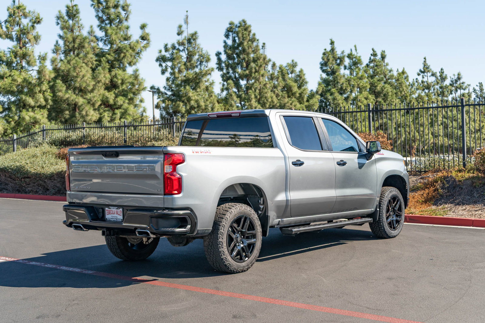 Used 2023 Chevrolet Silverado 1500 LT Trail Boss AWD/4WD image 9