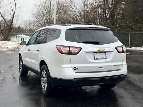 Used 2016 Chevrolet Traverse LT image 4