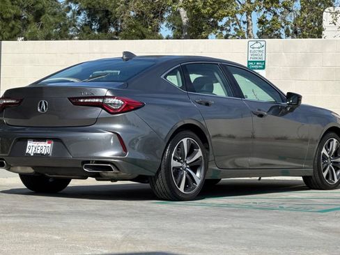 Certified 2025 Acura TLX w/ Technology Package image 8