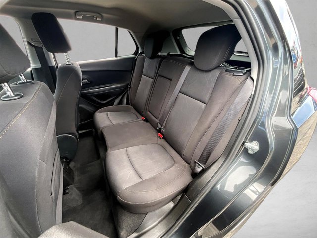 Used 2018 Chevrolet Trax LT FWD image 27