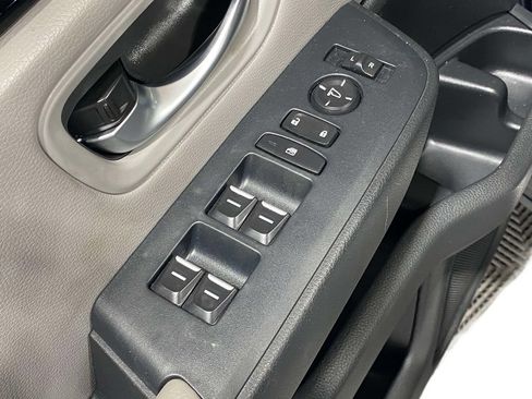Used 2024 Honda Pilot EX-L image 18