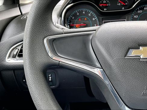 Used 2018 Chevrolet Cruze LS FWD image 24