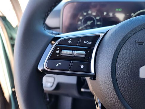 New 2026 Kia Seltos EX image 17